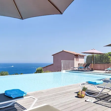 Feriehus Anna Maria By Interhome